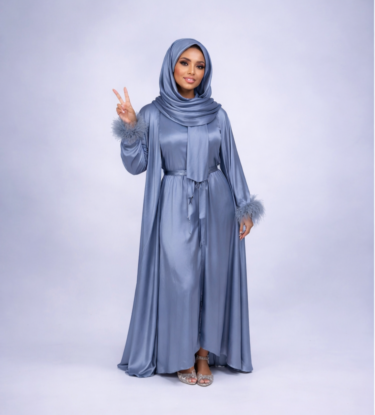 Ensemble 3 pièces abaya + kimono + voile satiné avec plumes au manches bleu les merveilles de rahma