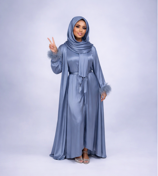 Ensemble 3 pièces abaya + kimono + voile satiné avec plumes au manches bleu les merveilles de rahma